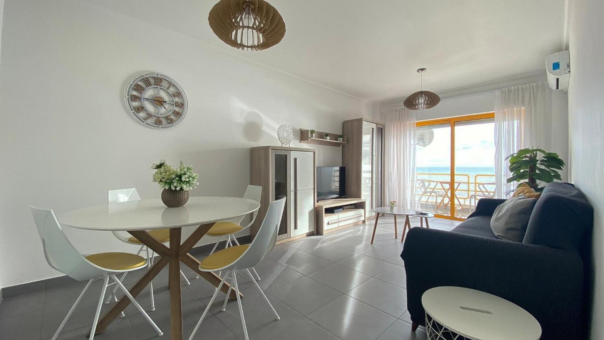 Quarteira Frente Praia II By Homeslow Rentals Εξωτερικό φωτογραφία