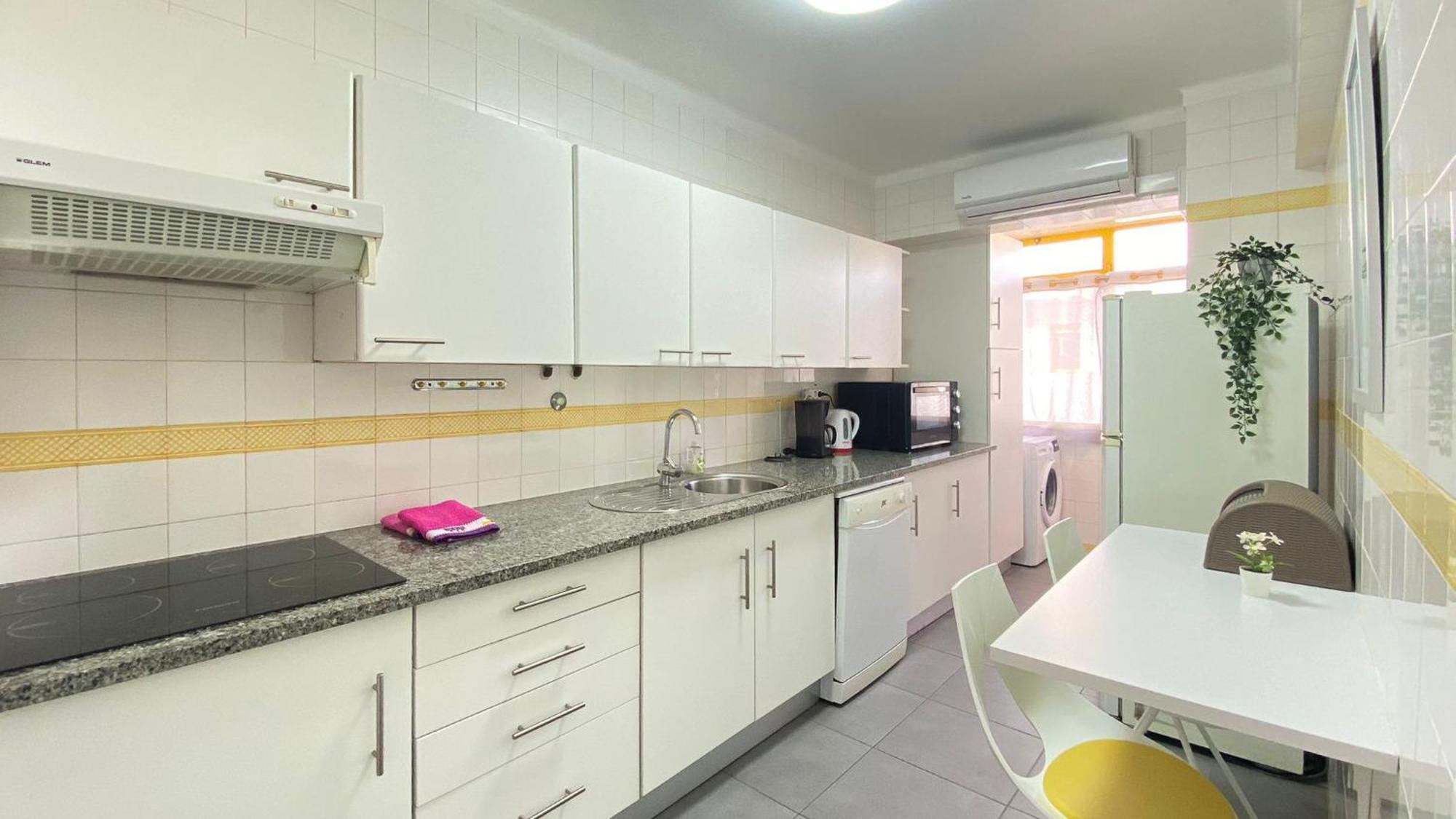 Quarteira Frente Praia II By Homeslow Rentals Εξωτερικό φωτογραφία