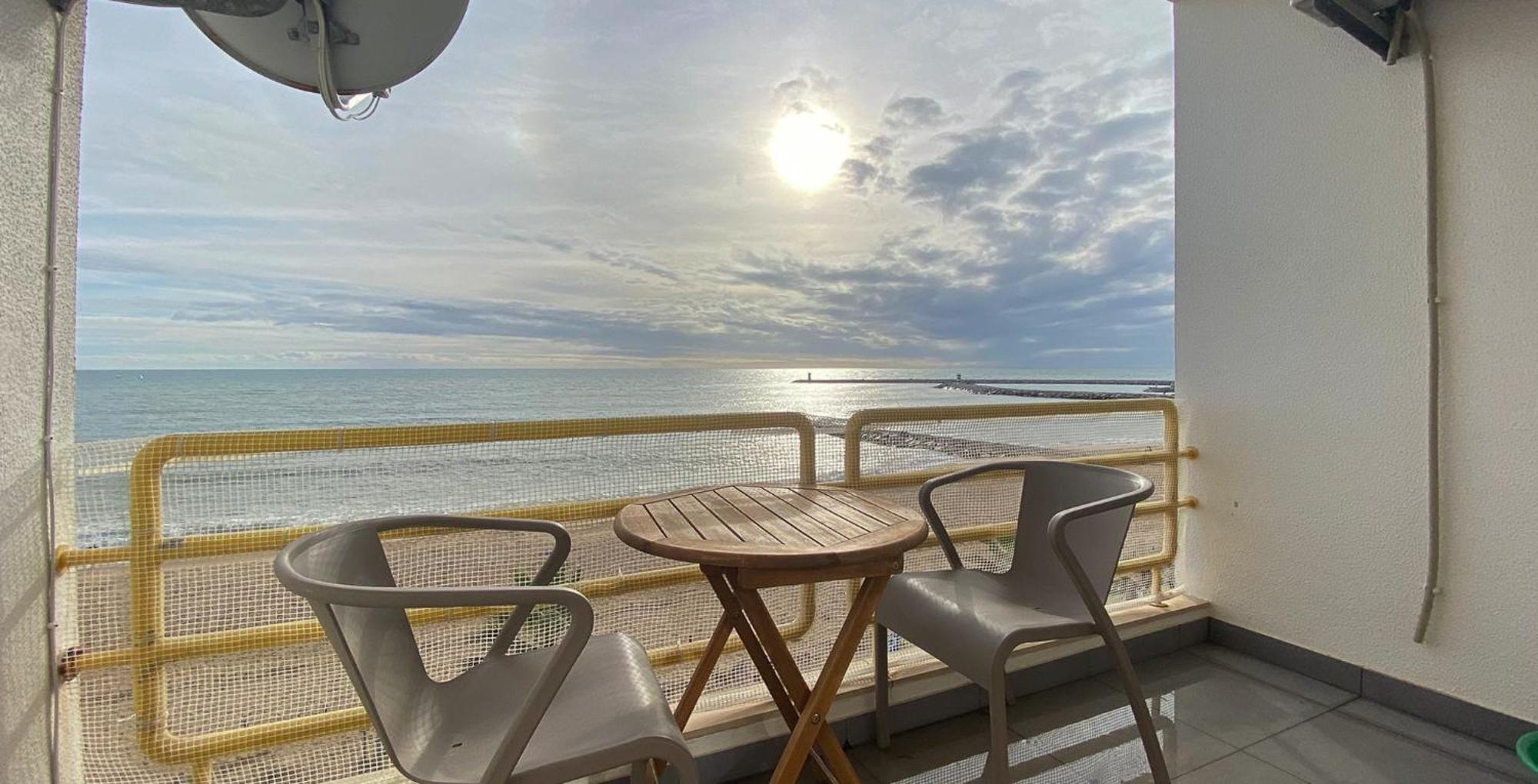 Quarteira Frente Praia II By Homeslow Rentals Εξωτερικό φωτογραφία